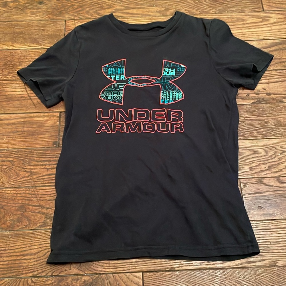 Kids under armour tee